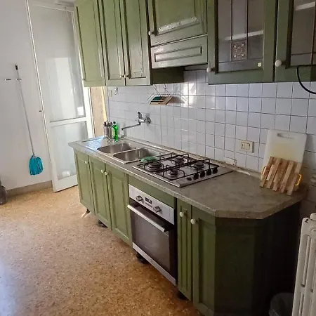 A Novoli - Via Bisenzio, 41 Pensionat *