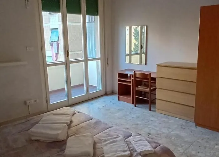 A Novoli - Via Bisenzio, 41 Gæstehus *